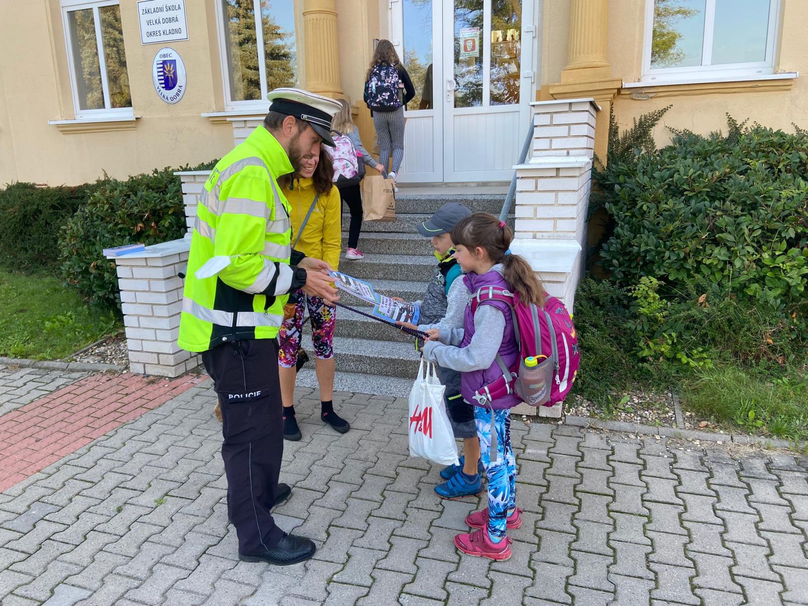 Policejní dohled na přechodech - "zebra"