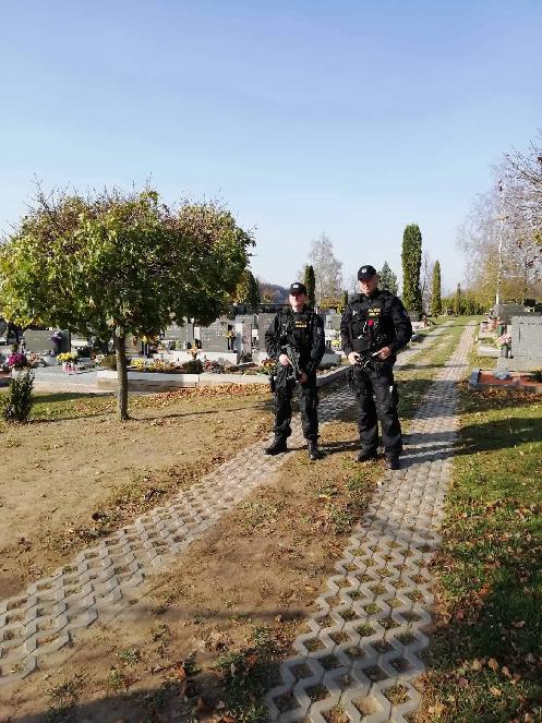 Policejní hlídka z Letovic.jpg
