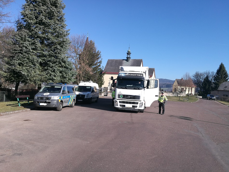 Policejní kontroly na objízdné trase