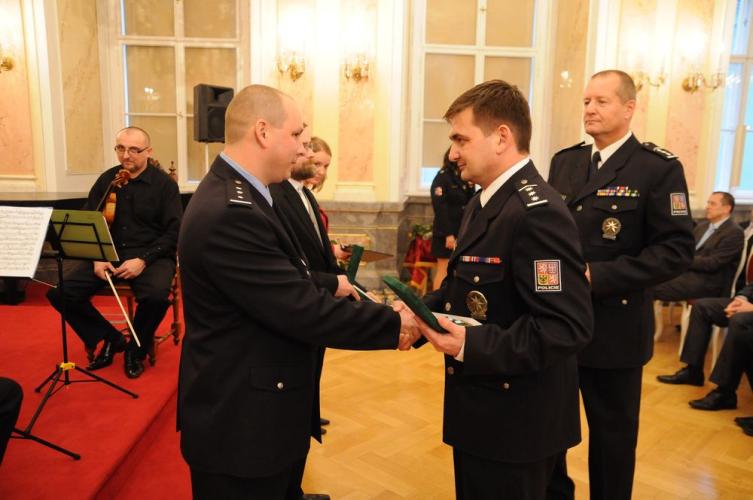 Policista a zaměstnanec roku 2012