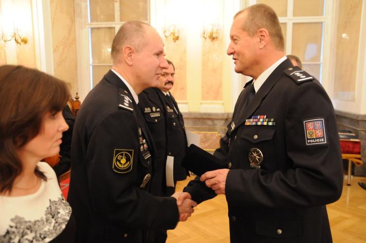 Policista a zaměstnanec roku 2012