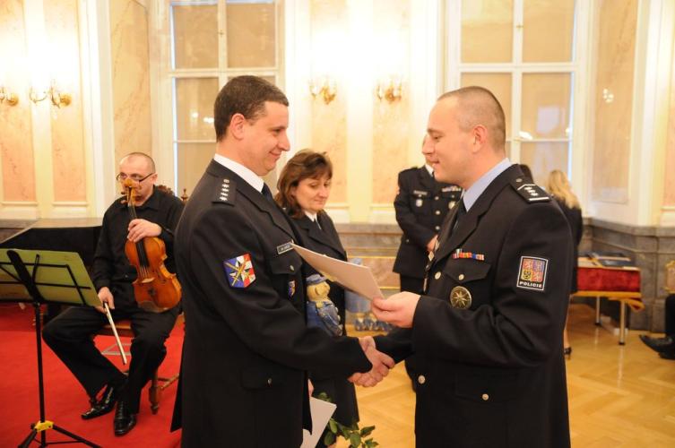 Policista a zaměstnanec roku 2012