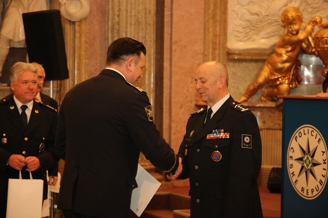 Policista a zaměstnanec roku 2017