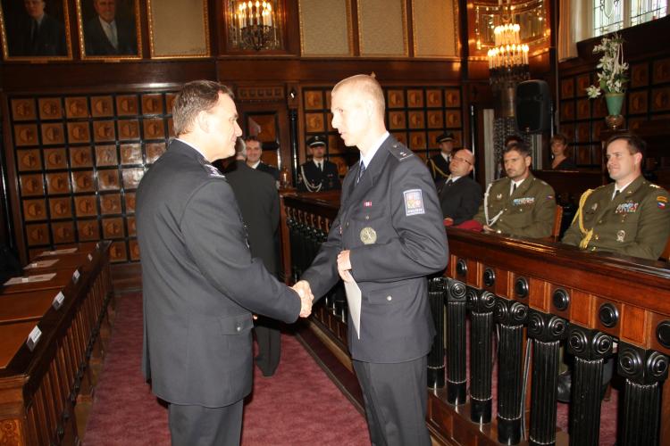 Policista roku 2012.jpg
