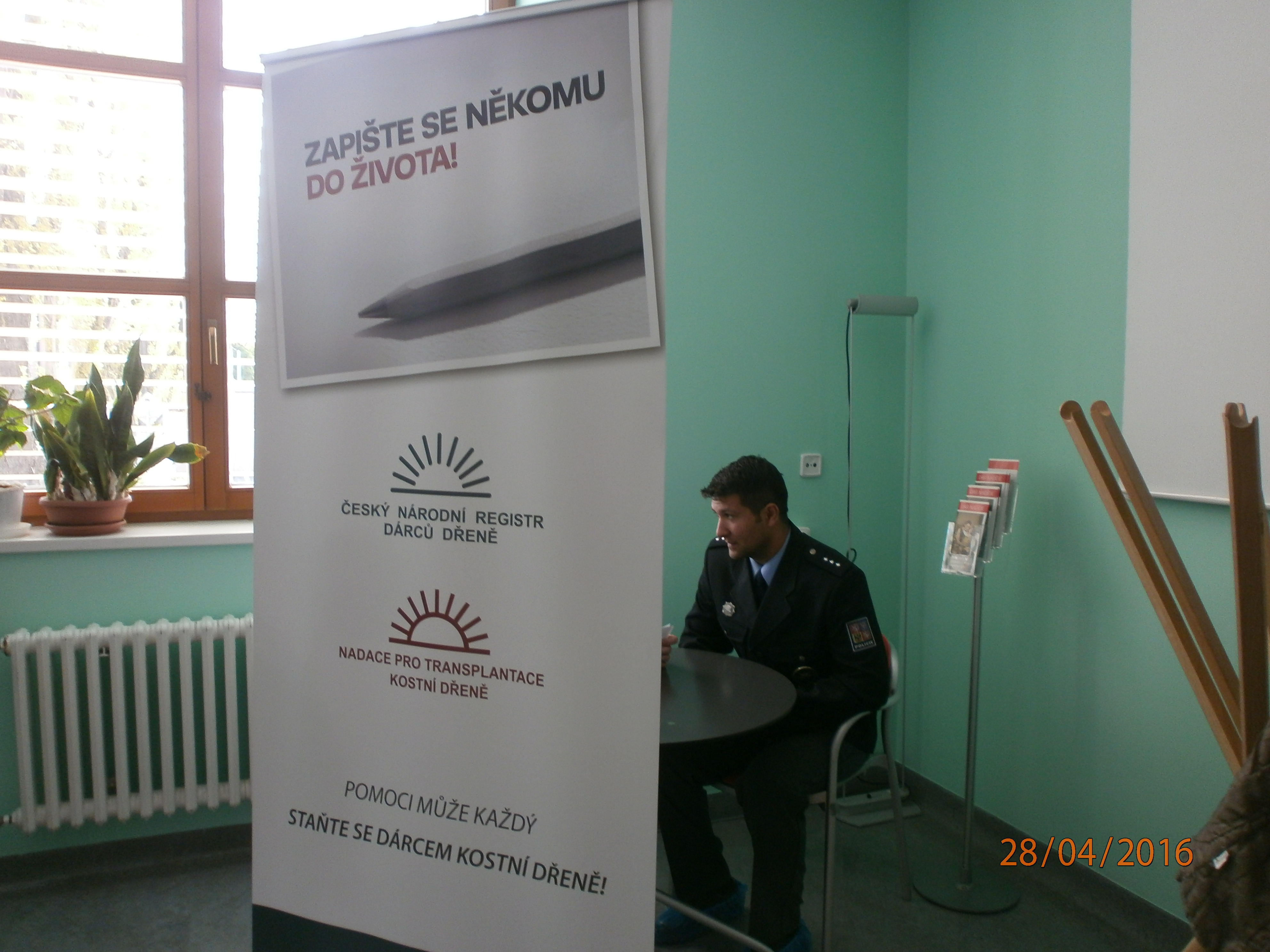 Policisté se přihlásili do registru dárců kostní dřeně
