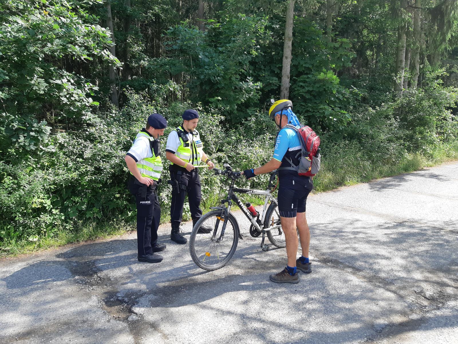 Policisté se zaměřili na cyklisty