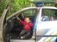 Policisté u dětí z DD a MŠ v Ledcích 