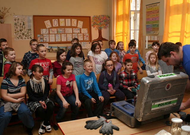 Policisté ve škole