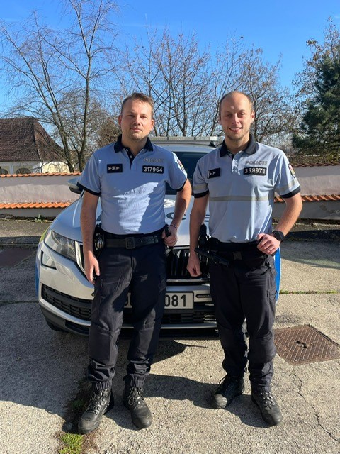 Policisté z obvodního oddělení Lišov