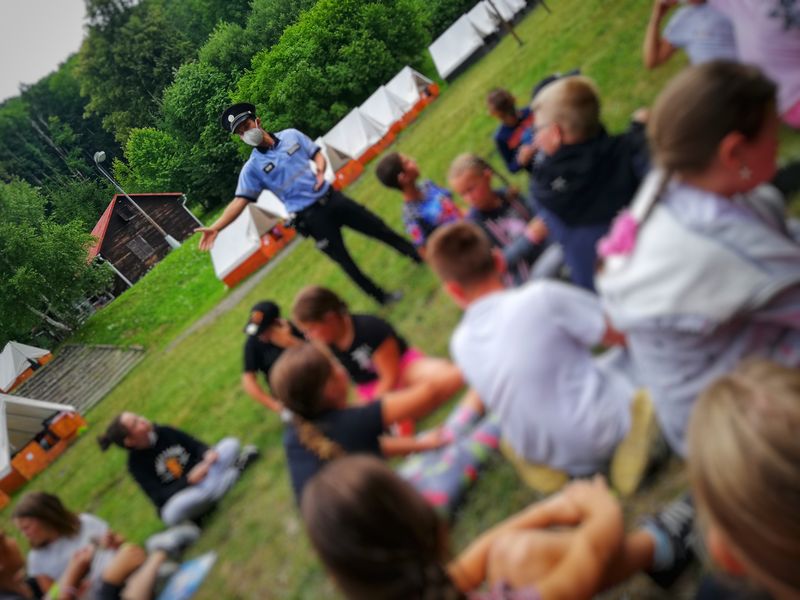 Policisté zavítali na dětský tábor do Stárkova 22.7.2021