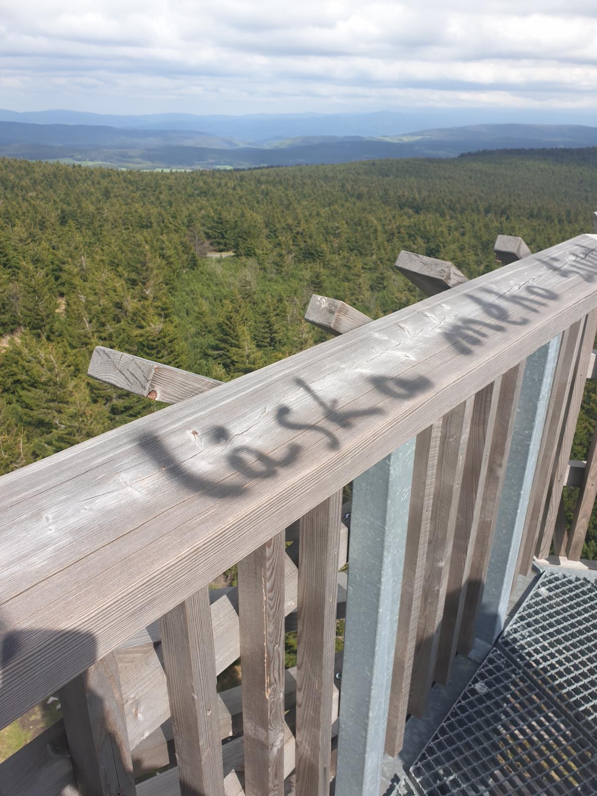 Pomalovaná rozhledna