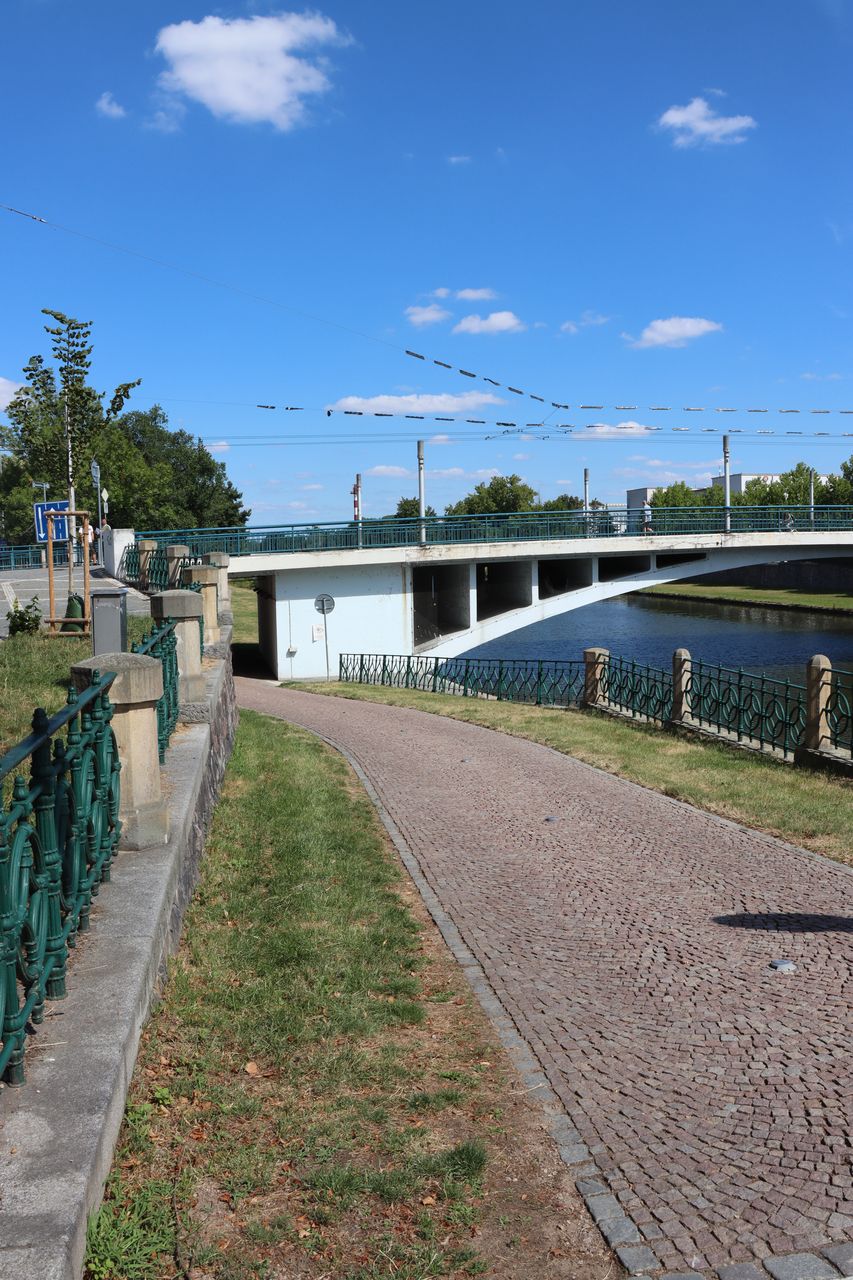 Pomalovaný most