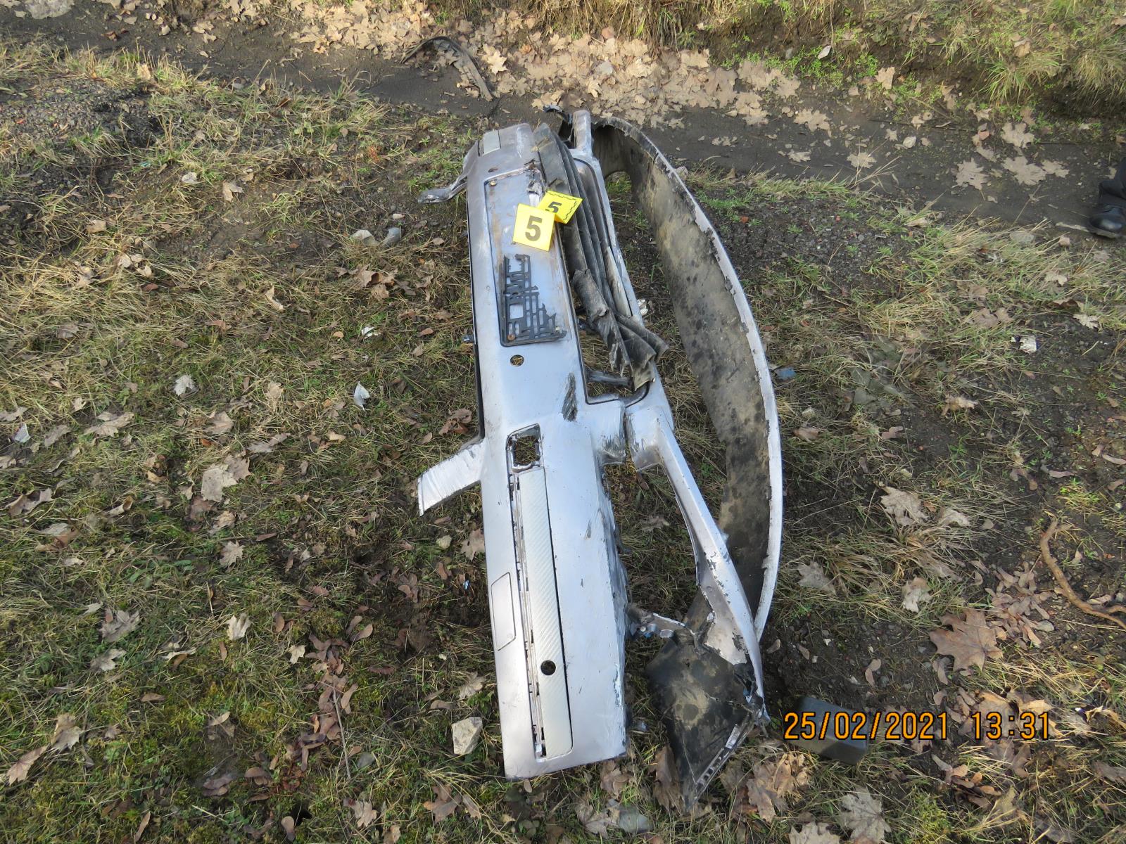 Poškození svodidel na I/63