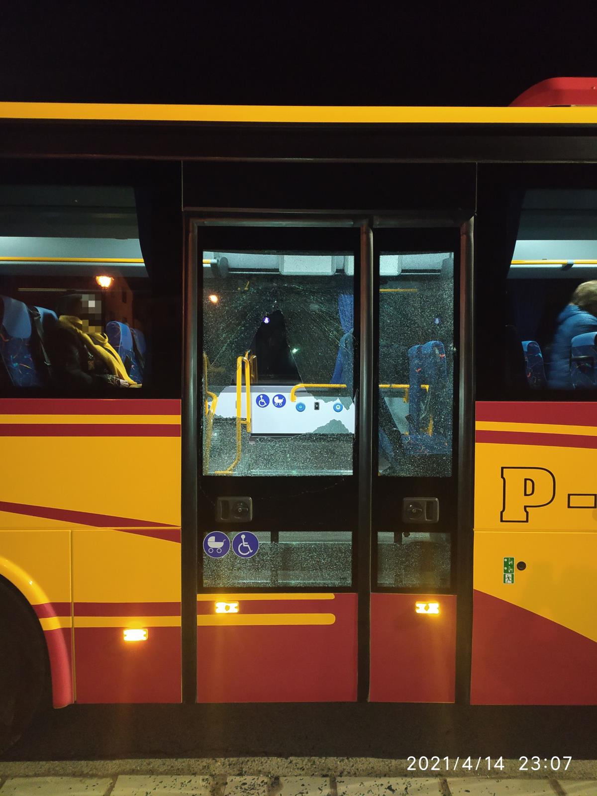 Poškozený autobus