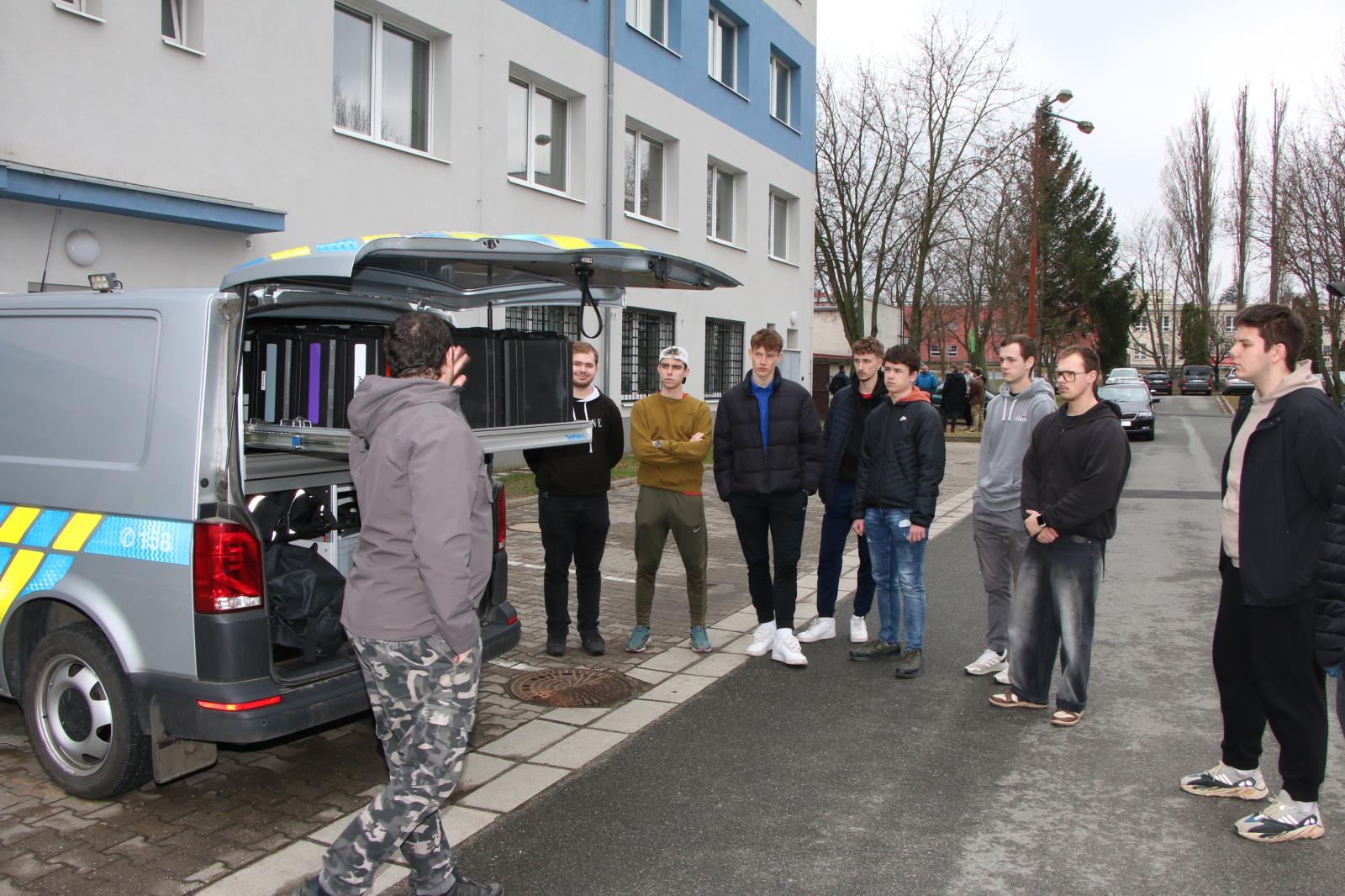 Poznej práci policisty (8).JPG