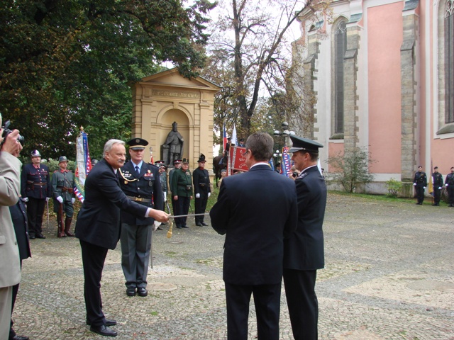 Předání praporu (26).JPG