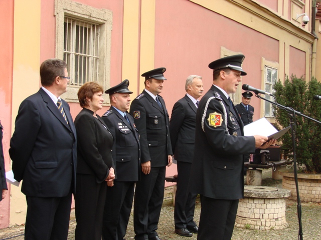 Předání praporu/Předání praporu (2).JPG