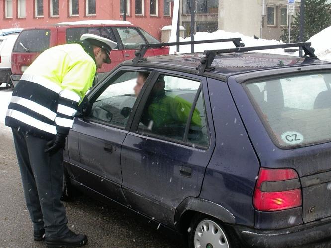 Předložte doklady pane řidiči