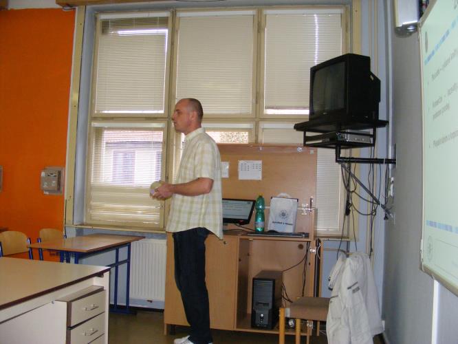 Přednášky pro studenty a učně 6.JPG