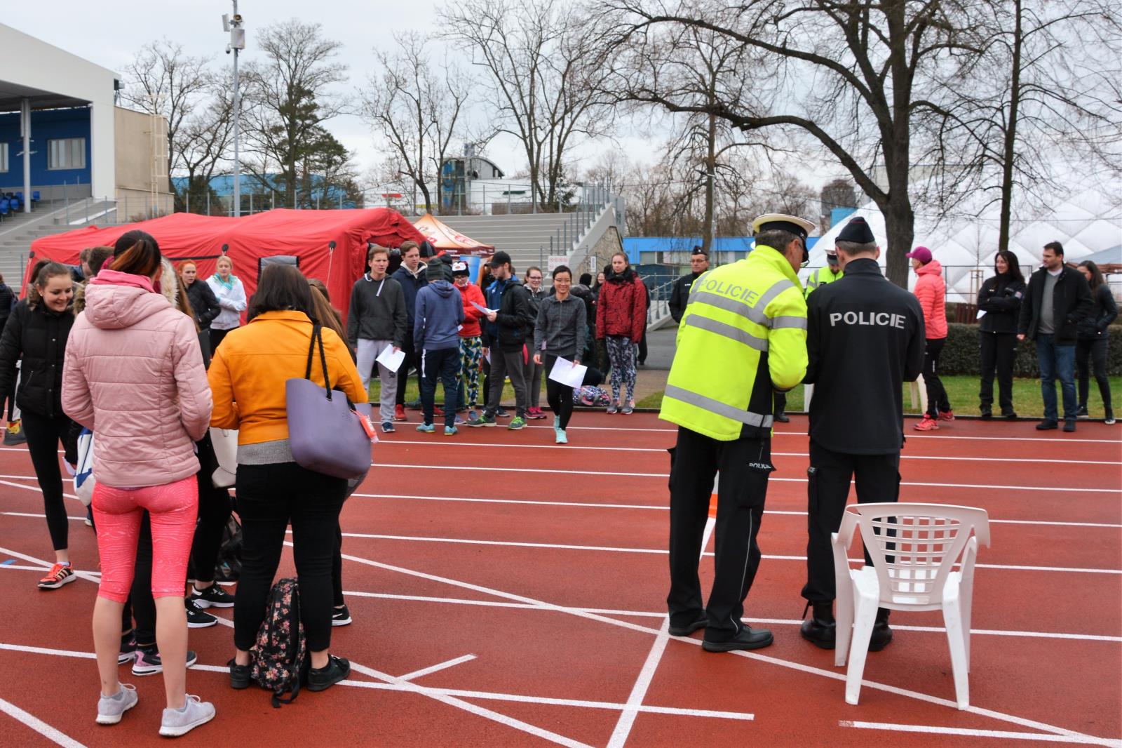Přes bariéry s policií Kladno 2019