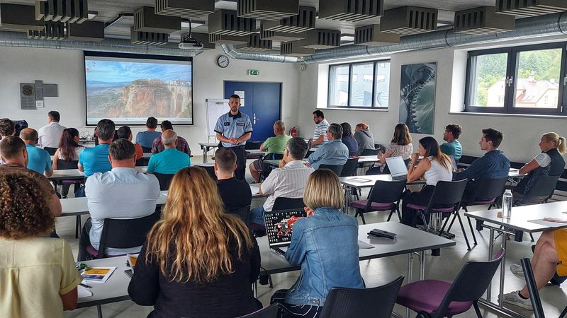 Prevence kyberpodvodů pro zaměstnavatele na Náchodsku - červen, září a říjen 2025