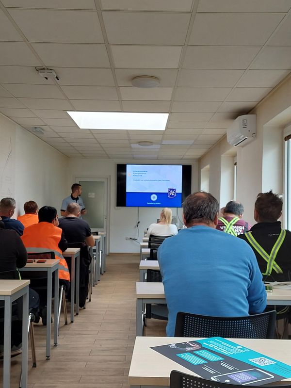 Prevence kyberpodvodů pro zaměstnavatele na Náchodsku - červen, září a říjen 2025