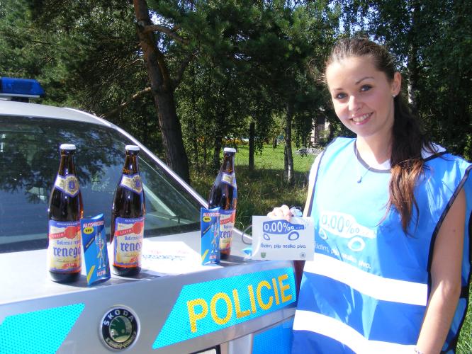 Preventivní akce : Řídím - piju nealko pivo .jpg