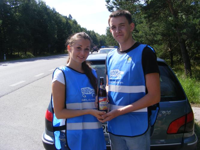 Preventivní akce : Řídím - piju nealko pivo.jpg