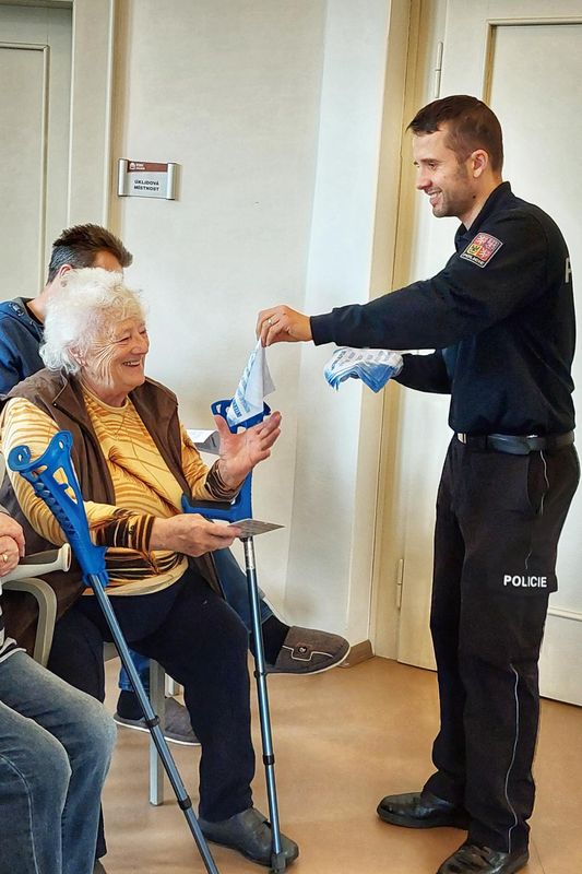 Preventivní přednáška červenokosteleckým seniorům v oblastní charitě - 27.2.2024