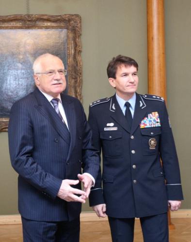 Prezident republiky a policejní prezident (01)