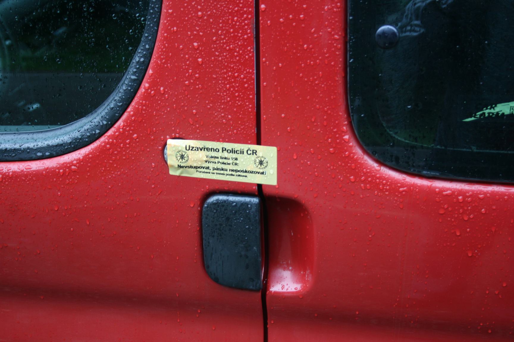 Přijetí úplatku za posudek