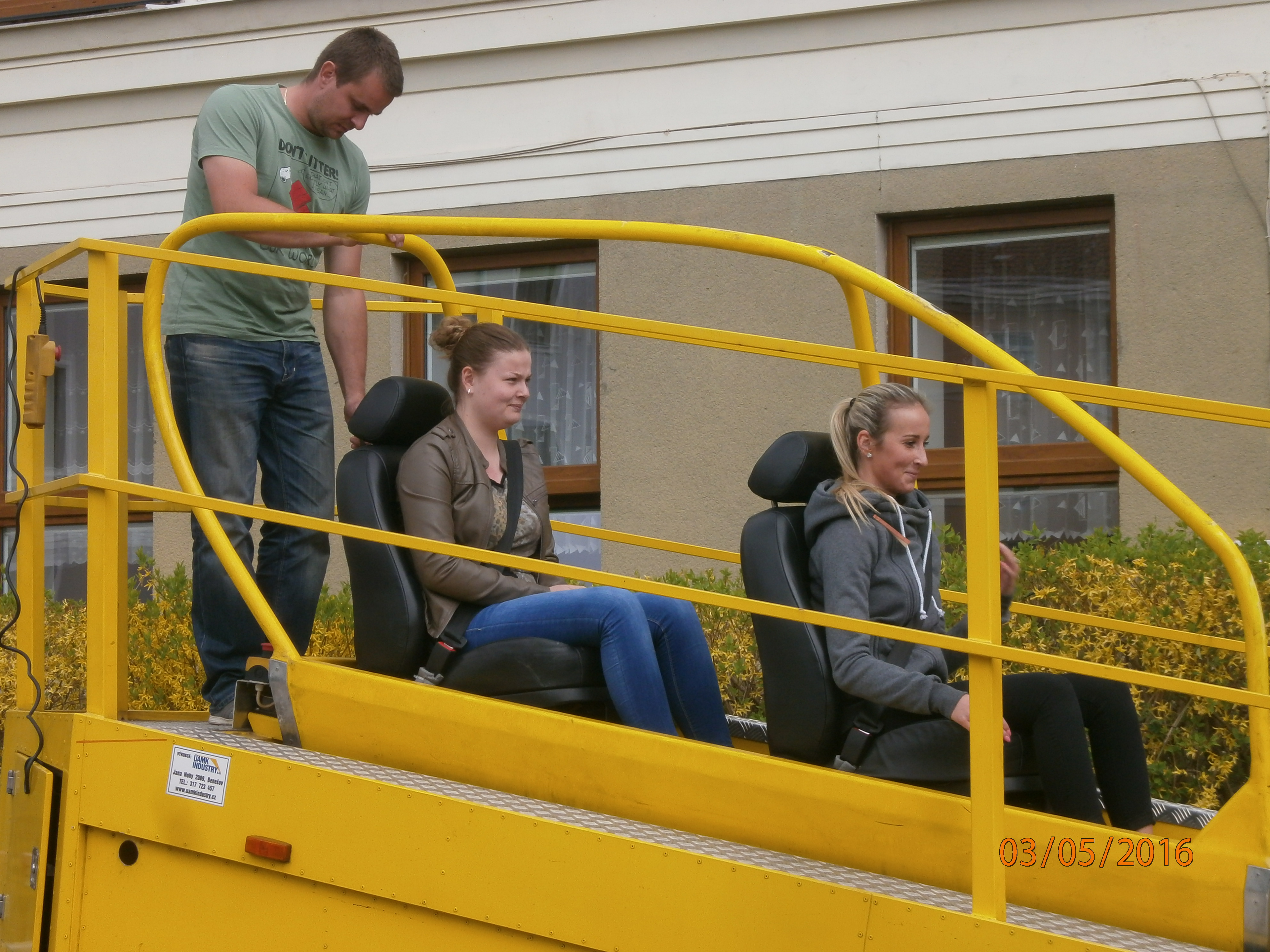 Projekt "Dožij se dvaceti"