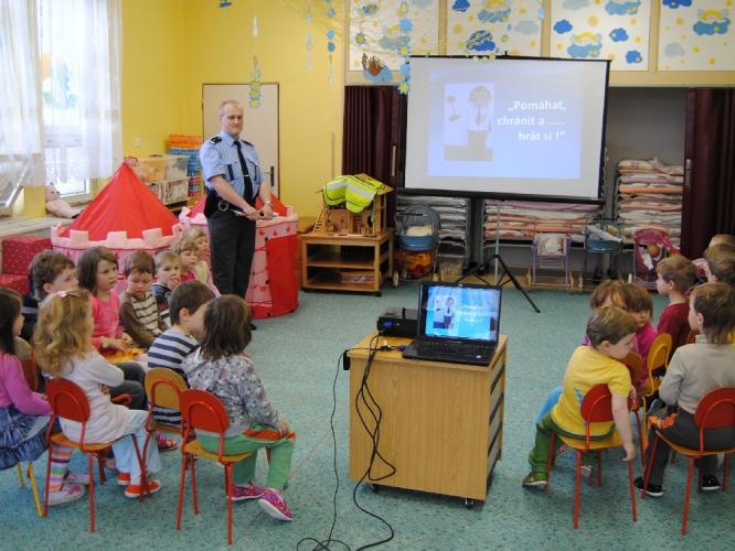 První setkání s dětmi