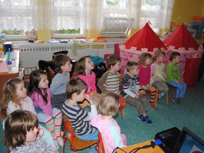 První setkání s dětmi