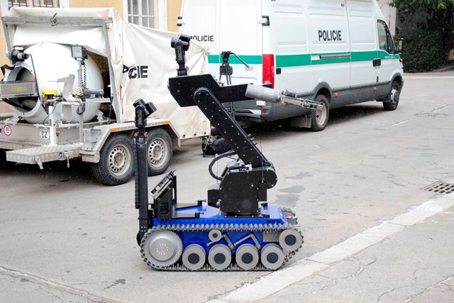 Pyrotechnický robot tEODor15