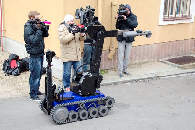 Pyrotechnický robot tEODor29
