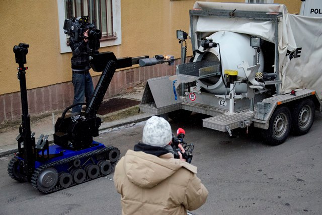 Pyrotechnický robot tEODor30