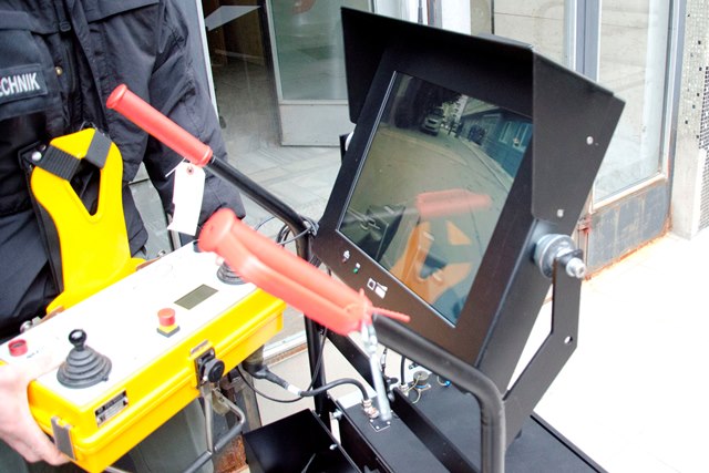 Pyrotechnický robot tEODor47