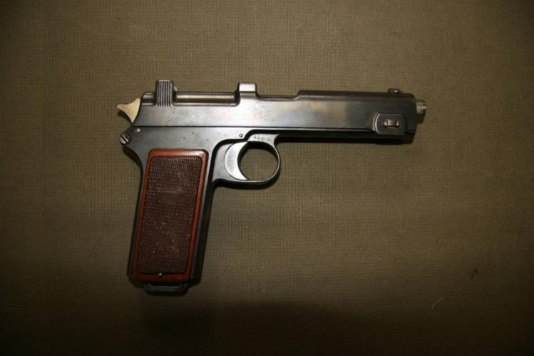 Rakouská pistole STEYR model 1912 ráže 9 mm