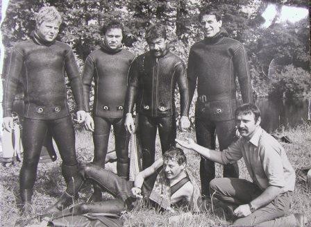 Retro foto - potápečská výstroj.jpg