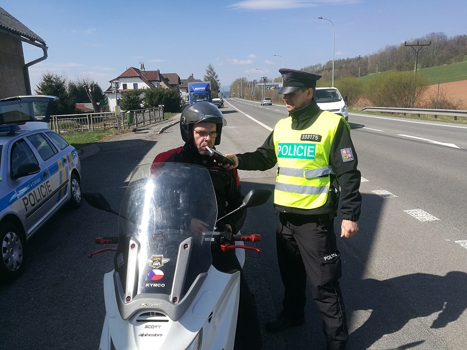 Řídím, piju nealko - 17.4.2019.jpg