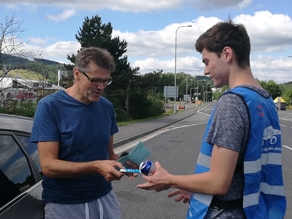 Řídím, piju nealko pivo!
