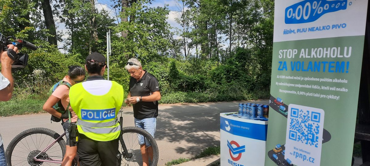 Řídím, piju nealko pivo