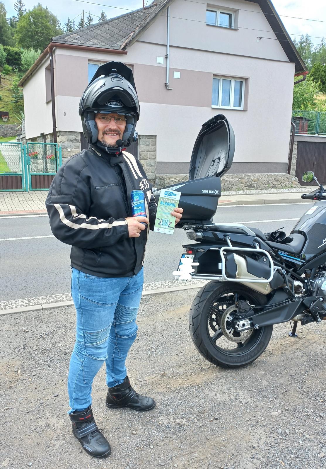 Řídím, piju nealko pivo