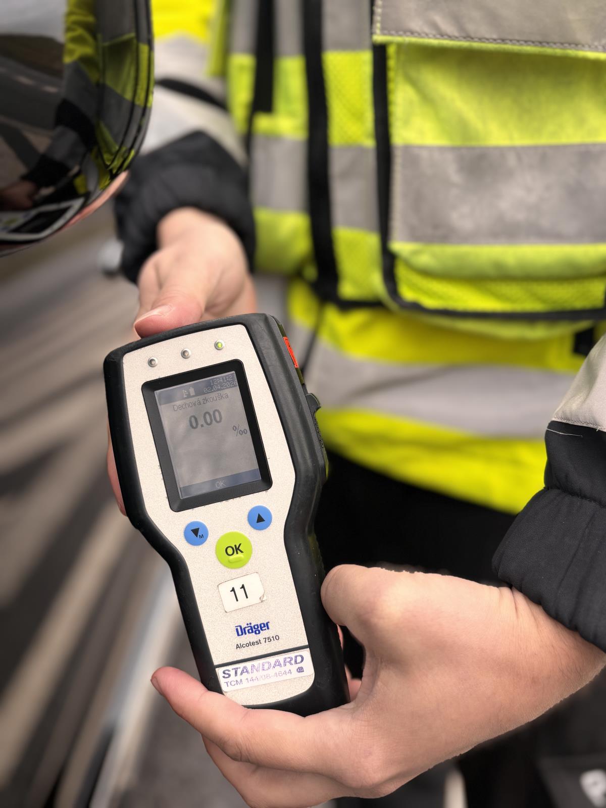 Řídím, piju nealko pivo