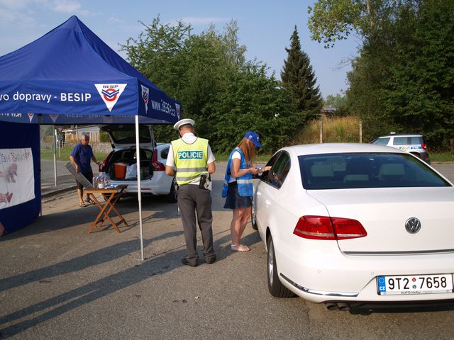 Řídím, piju nealko pivo