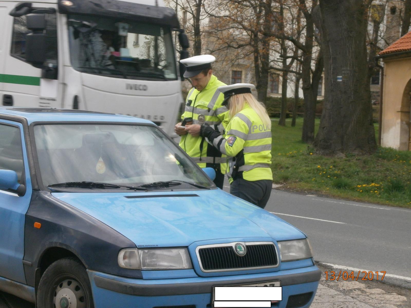 Řídím,  piju nealko pivo