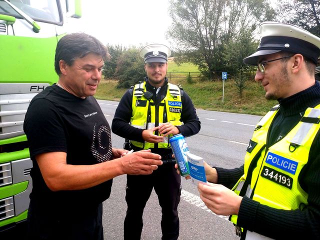 Řídím, piju nealko pivo 1.jpg