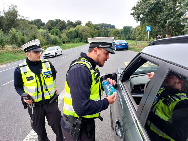 Řídím, piju nealko pivo 5.jpg