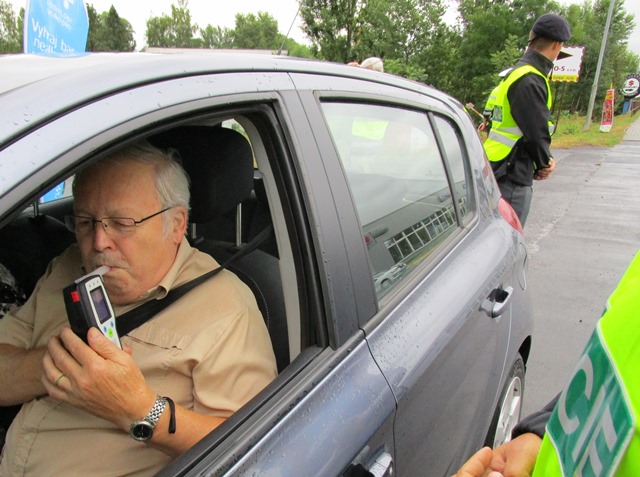 Řídím, piju nealko pivo na Litoměřicku